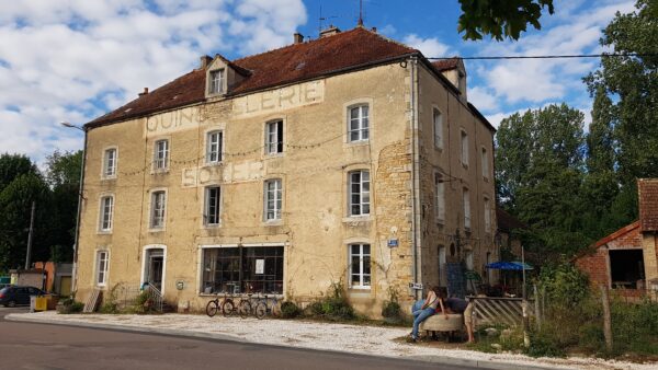 Bataille des savoirs au Moulin des Laumes : de l’administration à l’autonomie