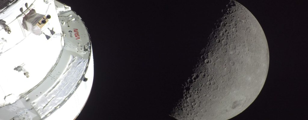 FD06_Lunar-Flyby-and-Eclipse