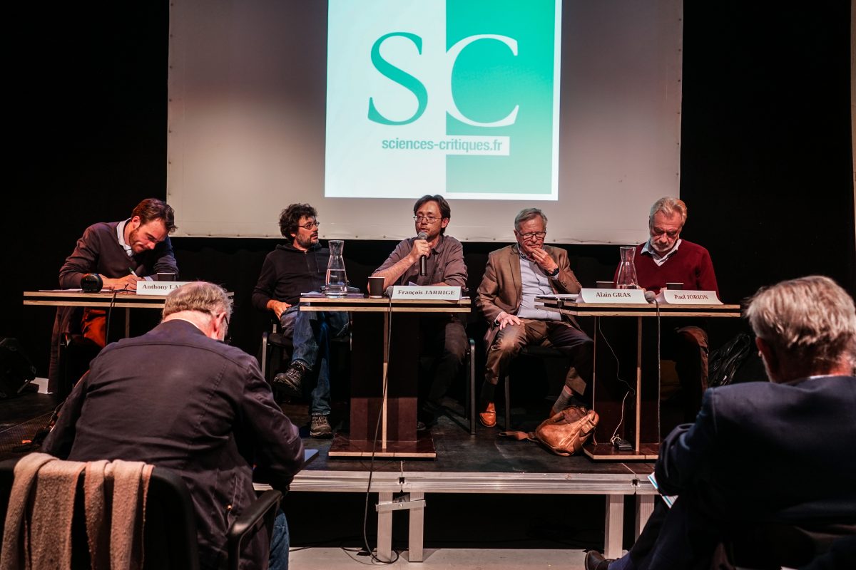 Comment et pourquoi critiquer la technologie ? Conférence organisée par Sciences Critiques. Première table ronde. 29 mai 2019. © Gary Libot