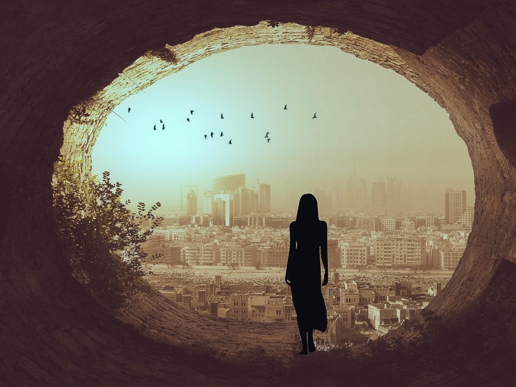 manipulation-4412444_1920